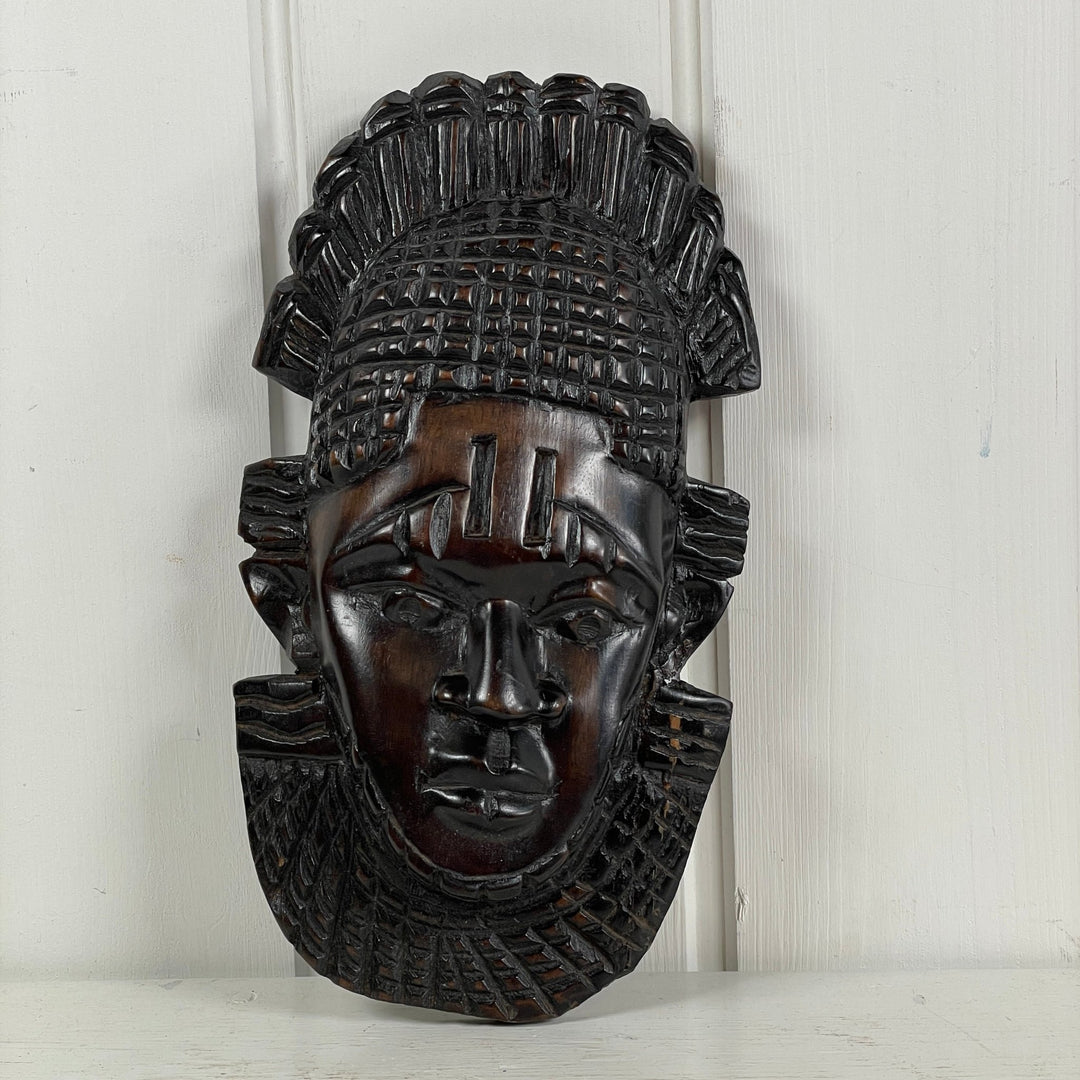 Håndskåret afrikansk maske - Mission Afrika Genbrug